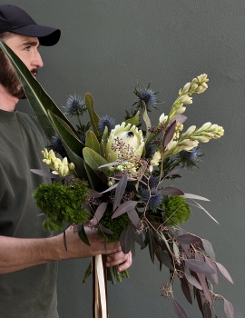 Ramo tropical con protea real