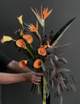 Ramo mixto con flores exóticas de una floristería