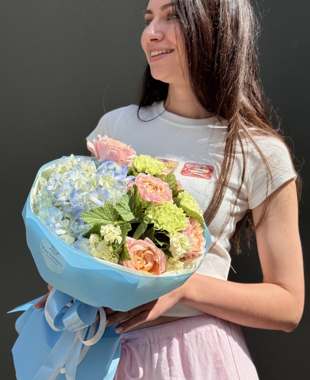 Flower compliment Sky Garden
