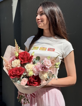 Flower compliment Red Velvet Sunset