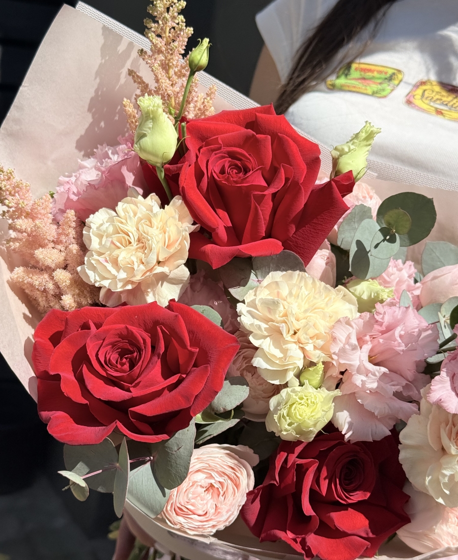 Flower compliment Red Velvet Sunset