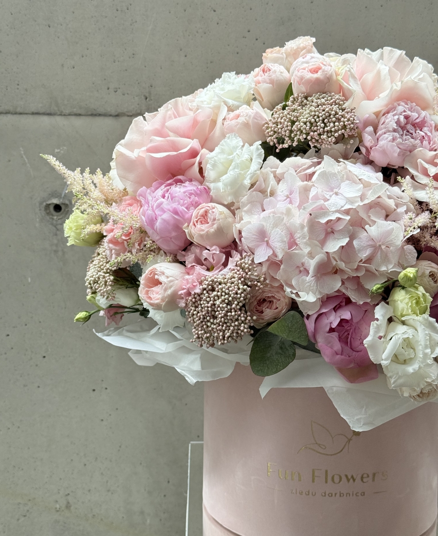Flower hatbox “Cotton Candy”