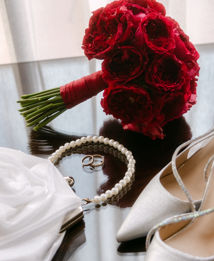 Bridal bouquet LOV 44