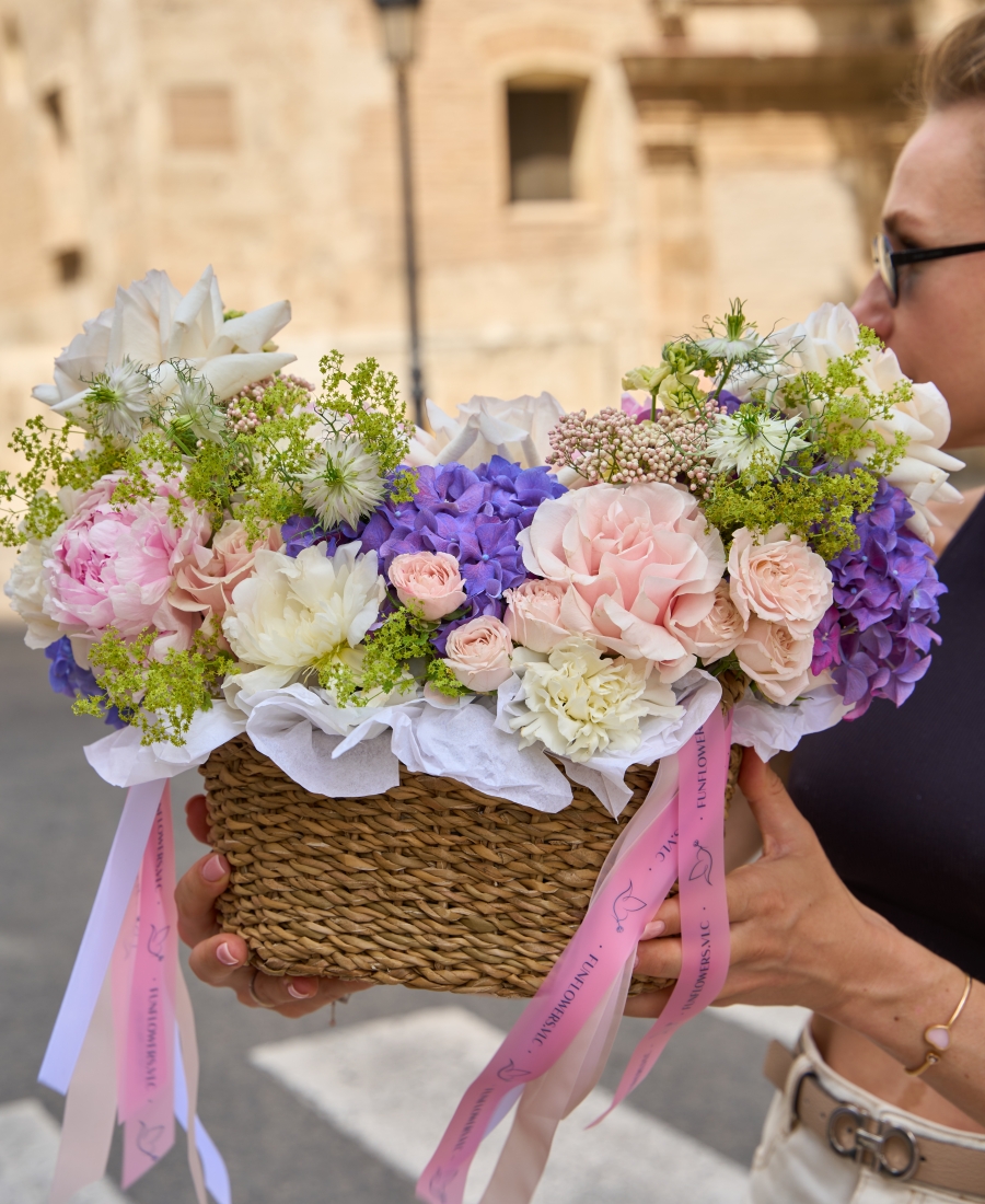 "Valencia Garden" - Floral Arrangement