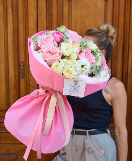 "Pink Éclat" - Signature Bouquet