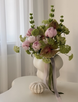 “Statement Bloom”
