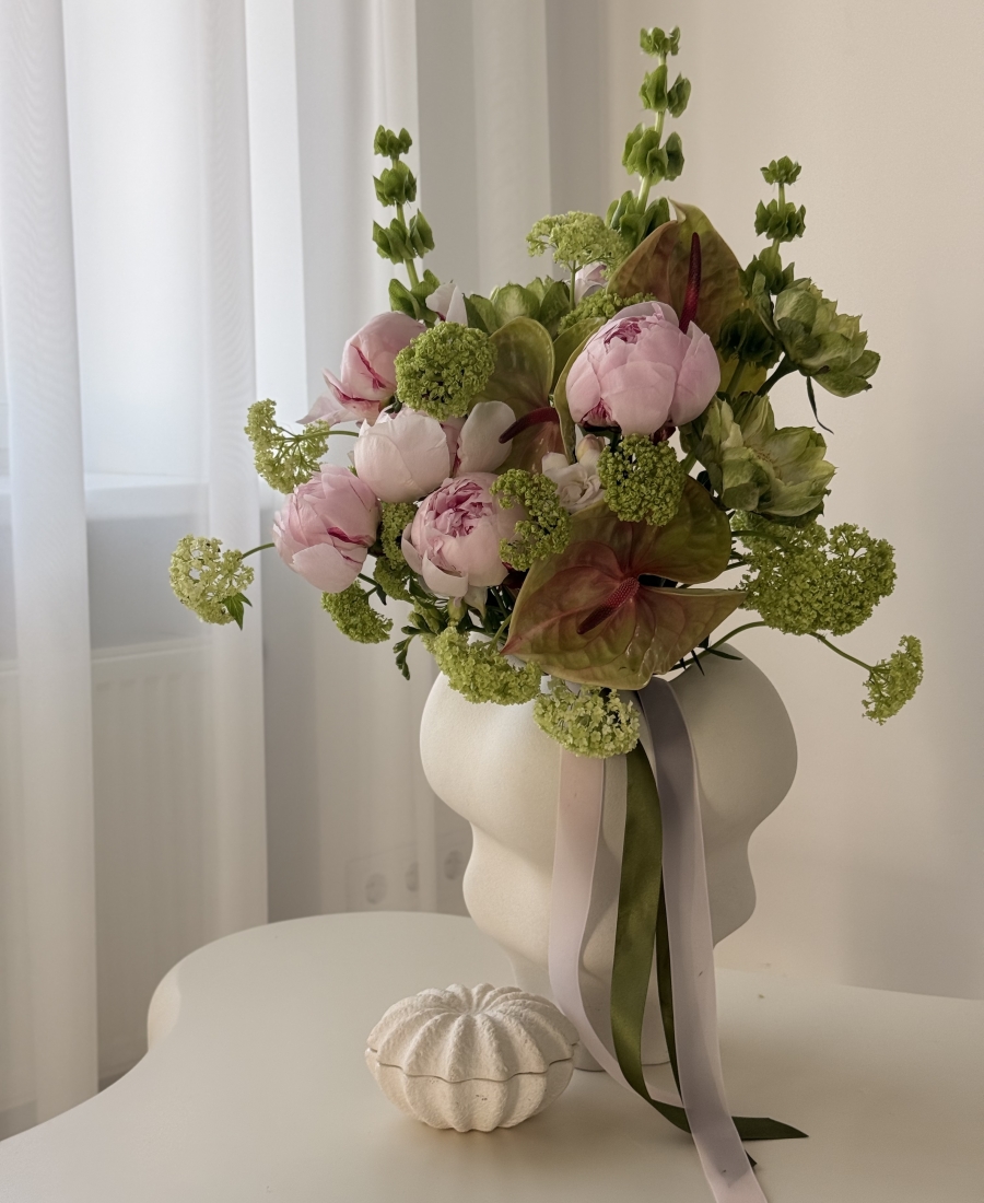 “Statement Bloom”