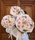 "Blush Romance" - Ramo de Rosas de Jardín Premium