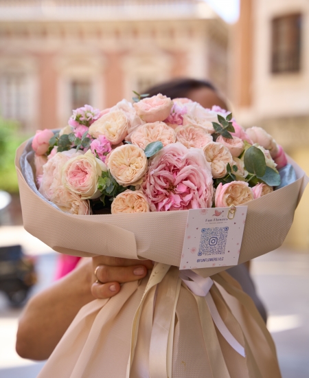 "Blush Garden" - Romantic Bouquet