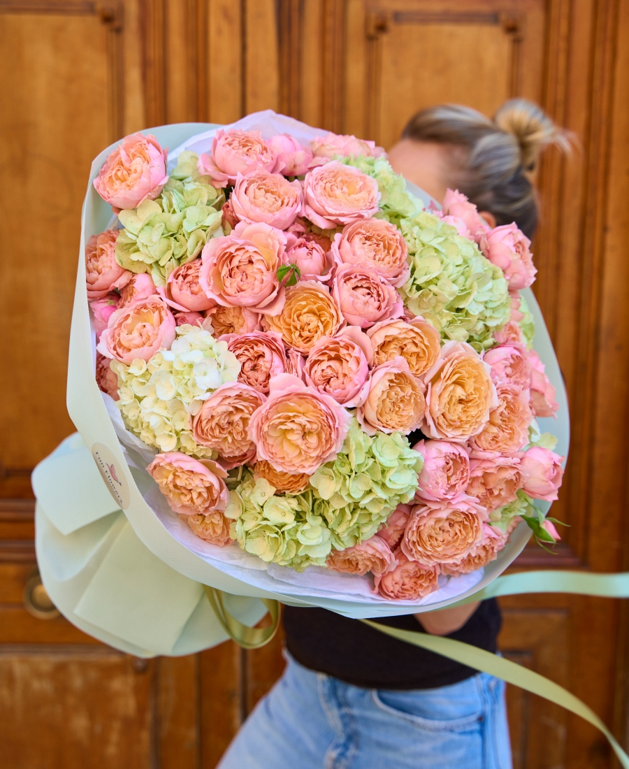 "Peach Garden" - Ramo de Rosas
