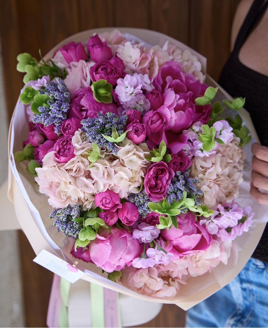 “Rosé Bloom”