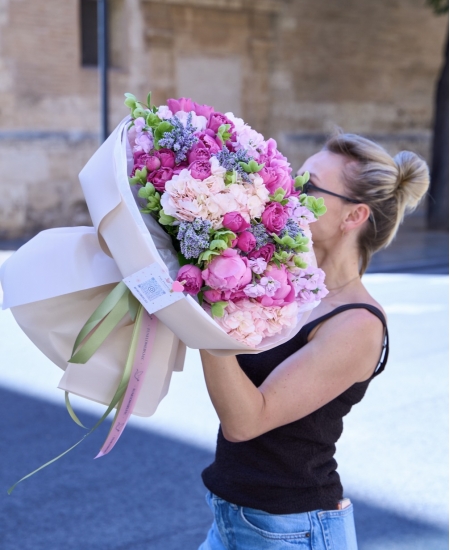 “Rosé Bloom”