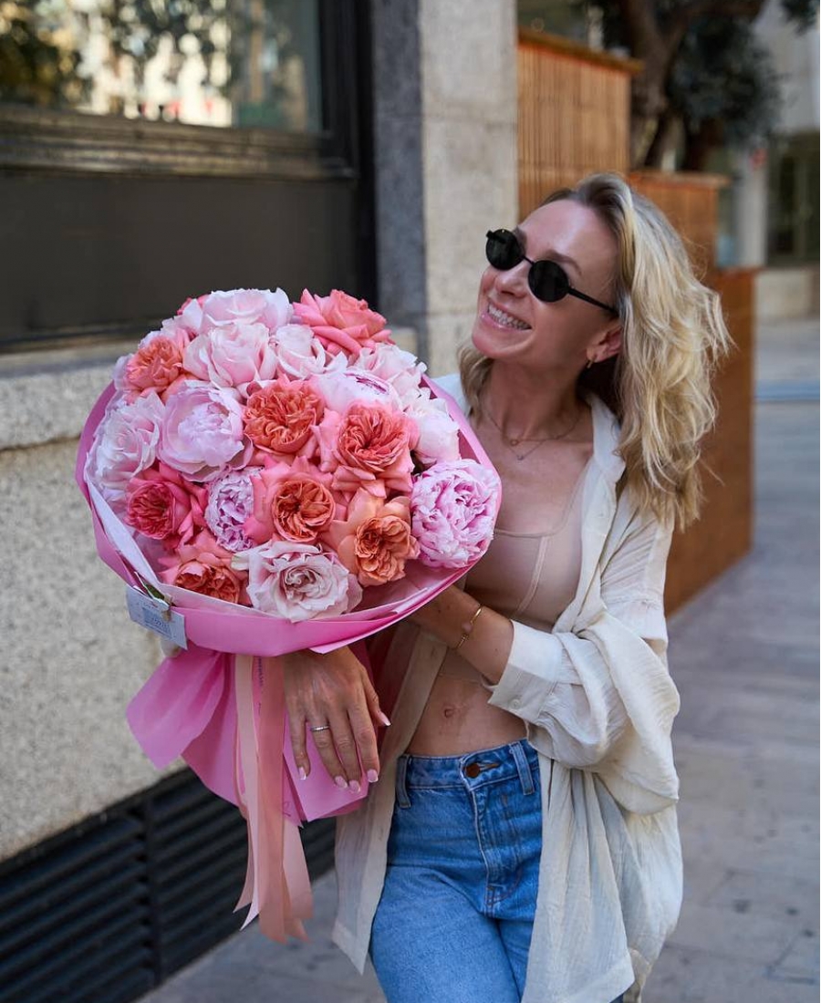 "Valencia Blush"
