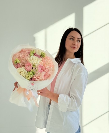Bouquet - Chic Spring Muse
