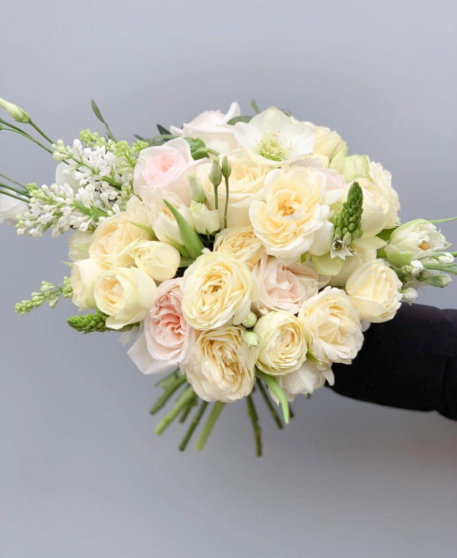 Bridal bouquet LOV 22